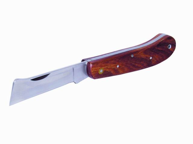 Vrubľovací vôž - FISKARS ostrič nožov a sekier Xsharp  | T - TAKÁCS veľkoobchod