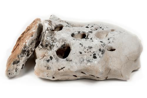 Chorvátsky vápenec 10 - 50 cm - Mramor biely lámaný kameň 10 - 50 cm | T - TAKÁCS veľkoobchod