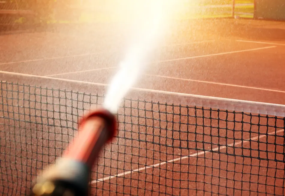 Zavlažovanie tenisových kurtov